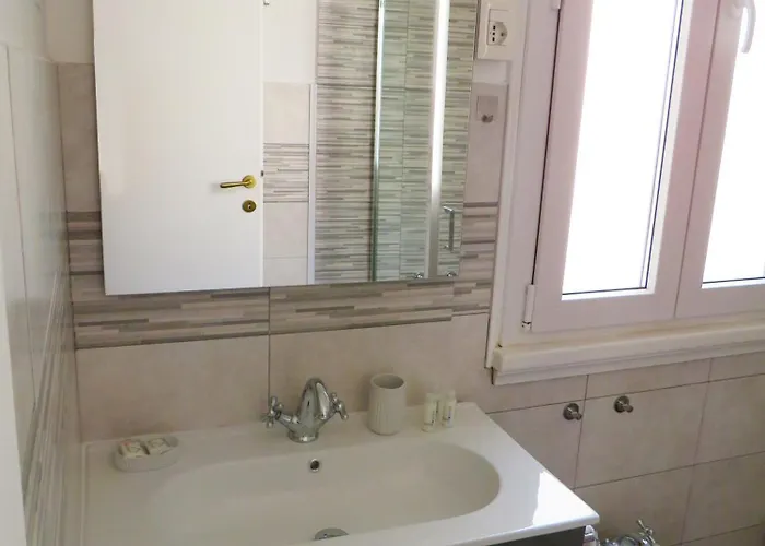 Attichetto * רומא